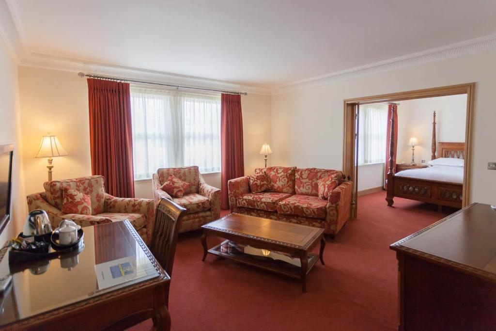 Woodland House Hotel Dumfries Room photo