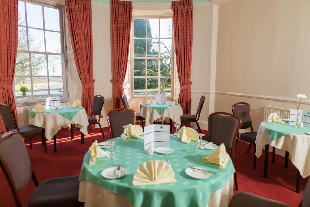 Woodland House Hotel Dumfries Exterior photo